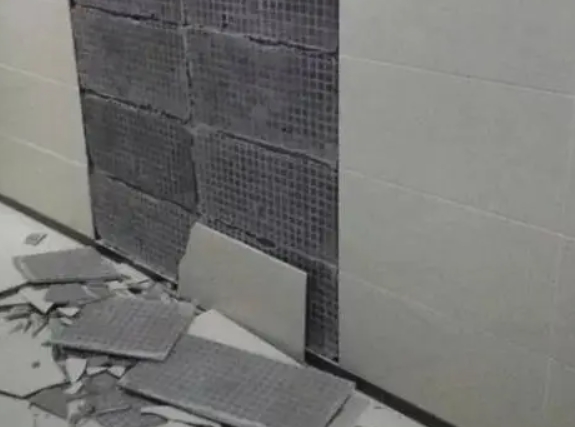 大东瓷砖空鼓维修公司分享下大东墙砖松动维修的知识